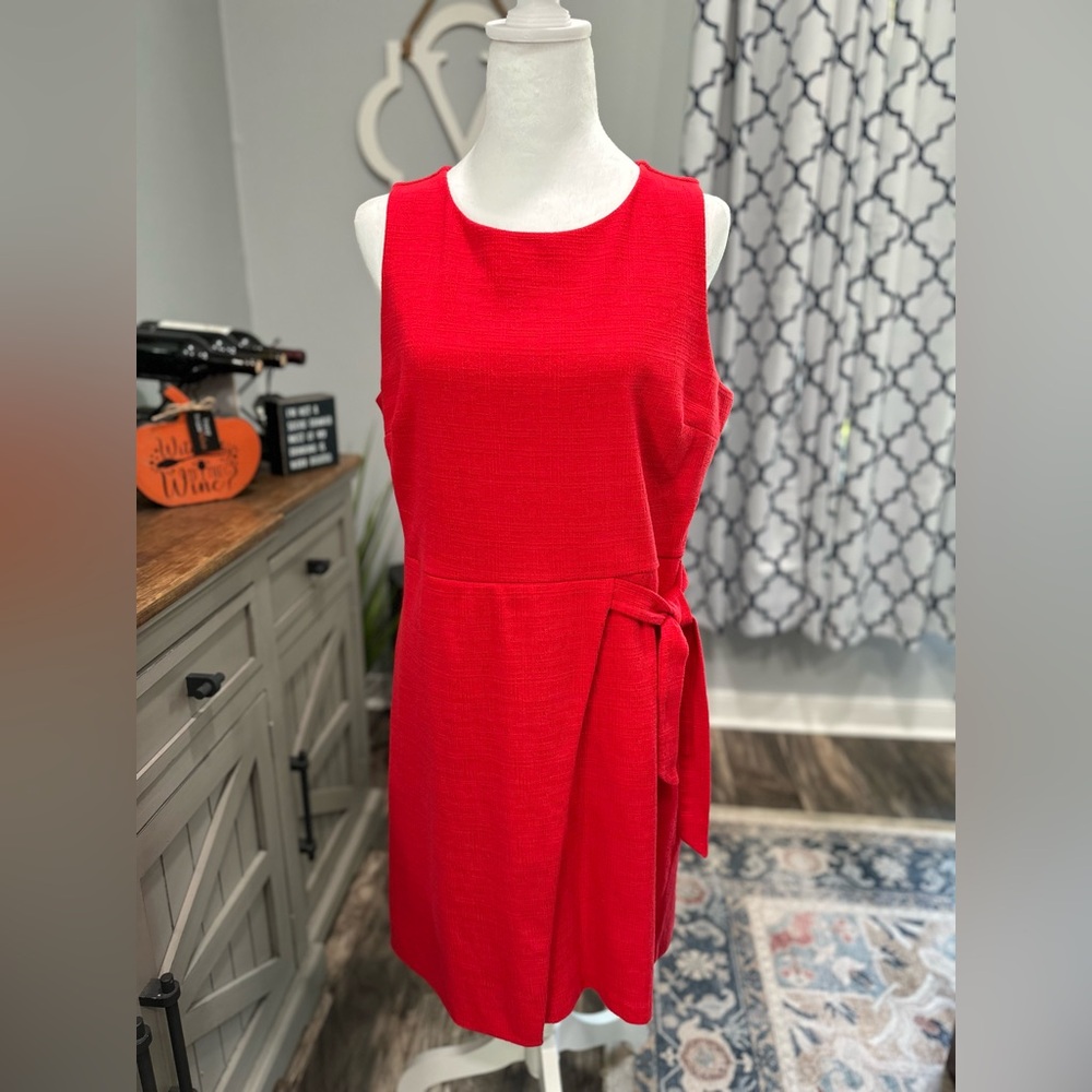 LOFT sleeveless dress